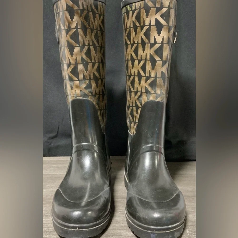 Michael Kors MK Logo Rain Boots Black Brown Monogram Size 8.5 Waterproof